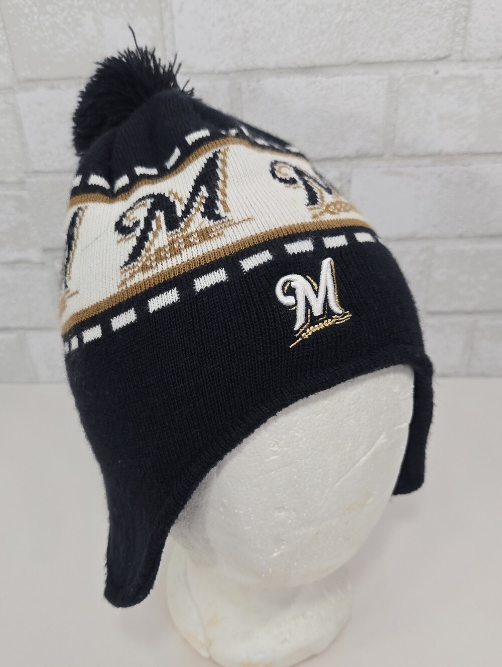 Milwaukee Brewers winter hat